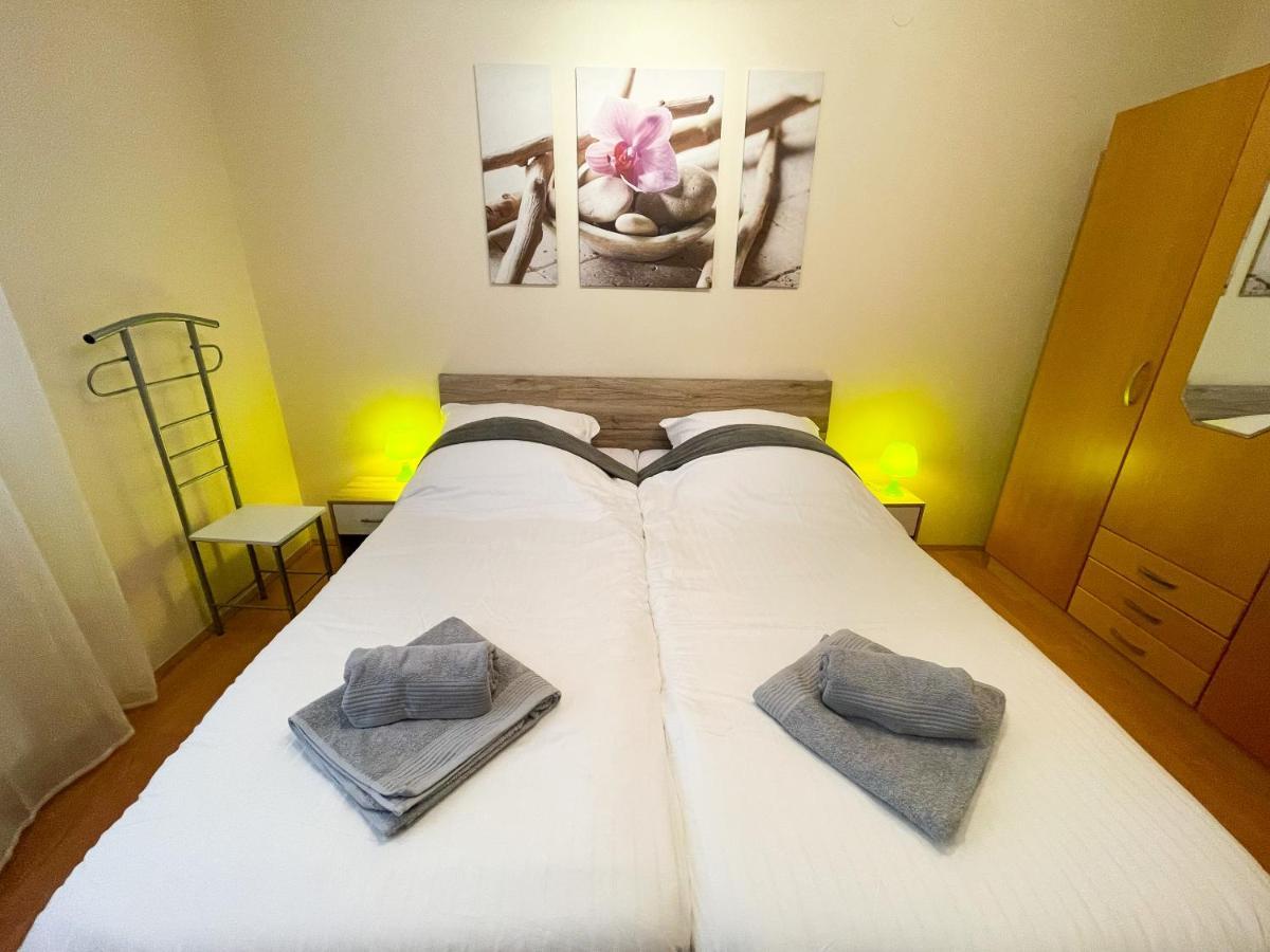 Apartments Sams 노비비노돌스키 외부 사진