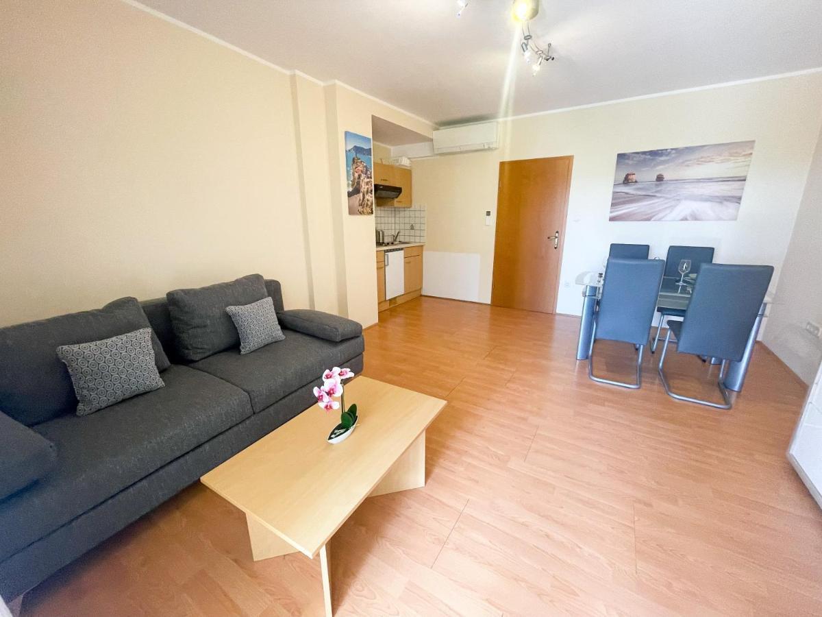 Apartments Sams 노비비노돌스키 외부 사진
