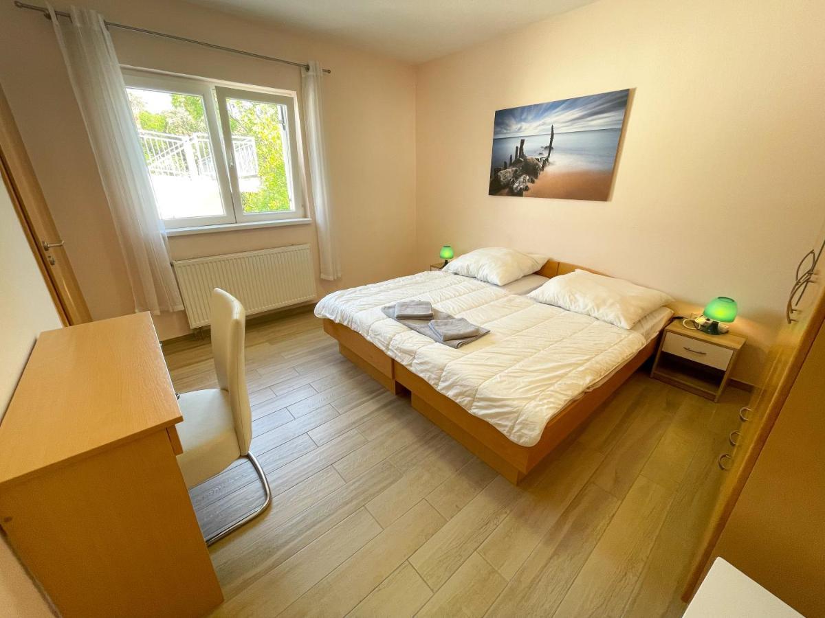 Apartments Sams 노비비노돌스키 외부 사진