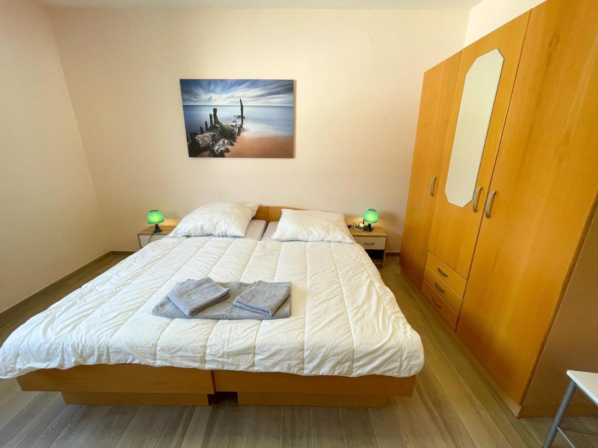 Apartments Sams 노비비노돌스키 외부 사진